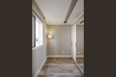 Apartamento à venda com 77m², 3 quartos e 1 vagaQuarto 2