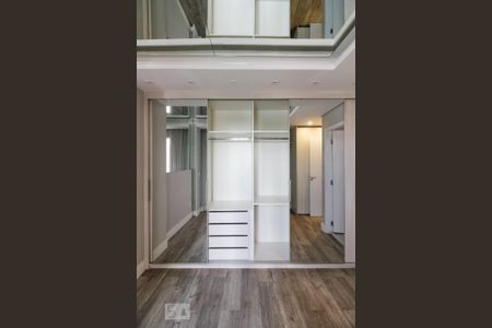 Apartamento à venda com 77m², 3 quartos e 1 vagaSuíte