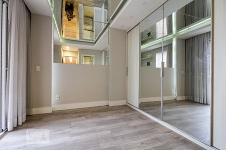 Apartamento à venda com 77m², 3 quartos e 1 vagaSuíte