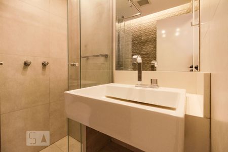 Banheiro de apartamento à venda com 3 quartos, 77m² em Jaguaré, São Paulo