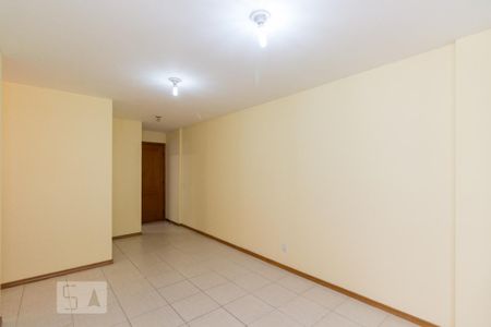 Sala de apartamento para alugar com 3 quartos, 80m² em Recreio dos Bandeirantes, Rio de Janeiro