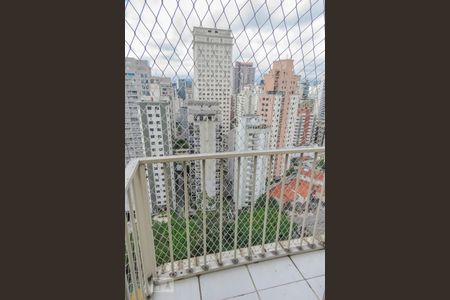 Apartamento à venda com 135m², 2 quartos e 1 vagaVaranda suíte 1
