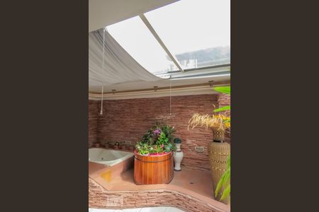 Sala de apartamento à venda com 2 quartos, 135m² em Vila Olímpia, São Paulo