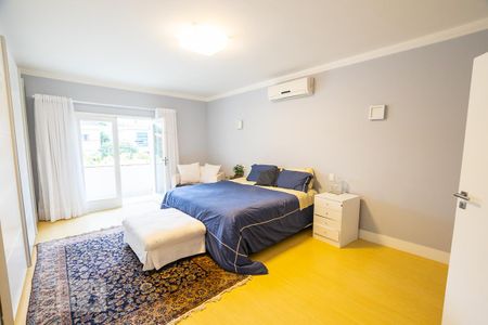 Quarto de casa à venda com 4 quartos, 500m² em Planalto Paulista, São Paulo