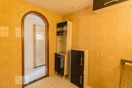 Cozinha de apartamento para alugar com 2 quartos, 51m² em Vila Paulista, Guarulhos