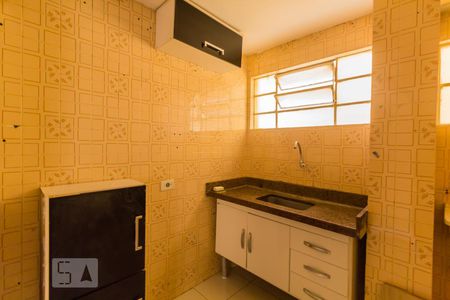 Cozinha de apartamento para alugar com 2 quartos, 51m² em Vila Paulista, Guarulhos
