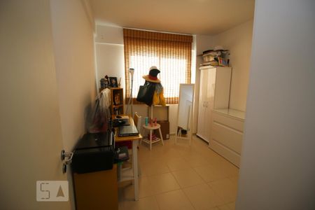 Quarto de apartamento para alugar com 2 quartos, 62m² em Freguesia (jacarepaguá), Rio de Janeiro