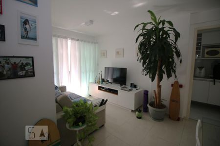 Sala de apartamento para alugar com 2 quartos, 62m² em Freguesia (jacarepaguá), Rio de Janeiro