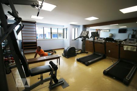 Apartamento para alugar com 62m², 2 quartos e 1 vaga Apartamento para alugar com 62m², 2 quartos e 1 vagaSala de Ginástica