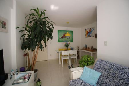 Sala de apartamento para alugar com 2 quartos, 62m² em Freguesia (jacarepaguá), Rio de Janeiro