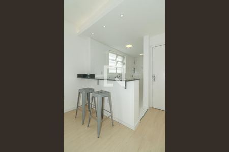 Cozinha de apartamento para alugar com 1 quarto, 46m² em Rio Branco, Porto Alegre