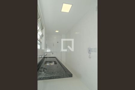 Cozinha de apartamento para alugar com 1 quarto, 46m² em Rio Branco, Porto Alegre