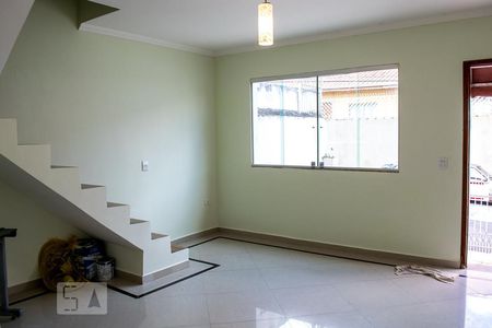 SALA de casa à venda com 2 quartos, 125m² em Parque São Luís, São Paulo