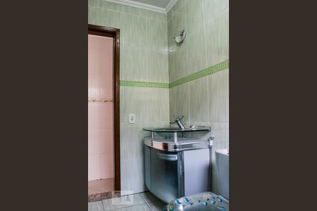 BANHEIRO de casa à venda com 2 quartos, 125m² em Parque São Luís, São Paulo