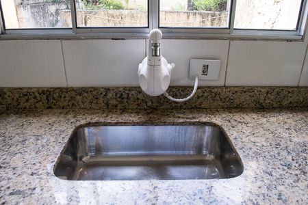 PIA COZINHA de casa à venda com 2 quartos, 125m² em Parque São Luís, São Paulo