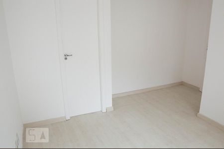 Suíte de apartamento à venda com 2 quartos, 65m² em Vila Ipiranga, Porto Alegre