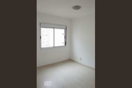 Suíte de apartamento à venda com 2 quartos, 65m² em Vila Ipiranga, Porto Alegre