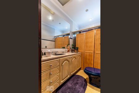 Casa de condomínio à venda com 420m², 4 quartos e 4 vagasBanheiro Social