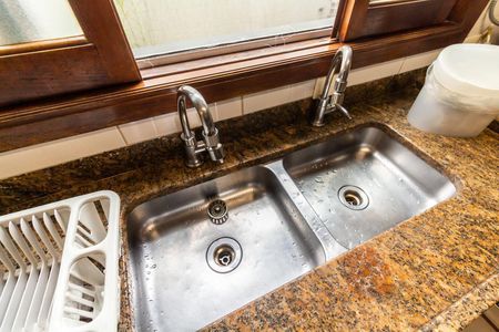 Casa de condomínio à venda com 420m², 4 quartos e 4 vagasPia da Cozinha