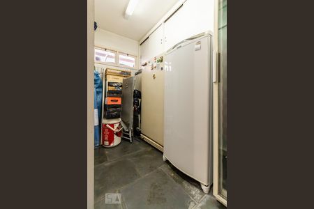 Casa de condomínio à venda com 420m², 4 quartos e 4 vagasDespensa