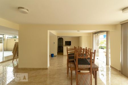 Apartamento à venda com 82m², 2 quartos e 1 vagaSalão de Festas