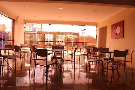 Apartamento à venda com 434m², 4 quartos e 4 vagasÁrea comum - Salão de festas