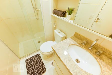 Banheiro de kitnet/studio à venda com 1 quarto, 35m² em Pinheiros, São Paulo