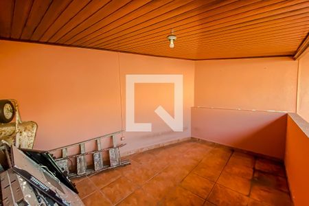 Casa à venda com 220m², 3 quartos e 4 vagasVaranda