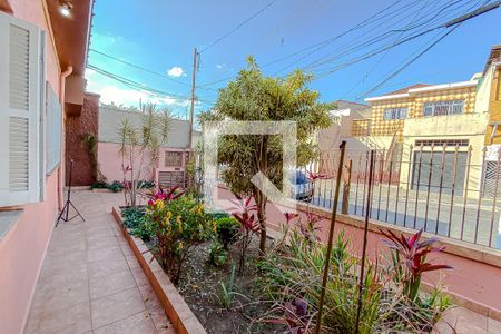 Casa à venda com 220m², 3 quartos e 4 vagasEntrada