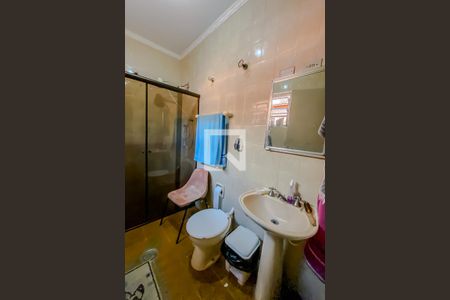 Casa à venda com 220m², 3 quartos e 4 vagasBanheiro