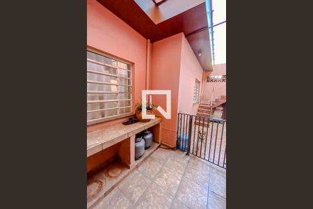 Casa à venda com 220m², 3 quartos e 4 vagasQuintal