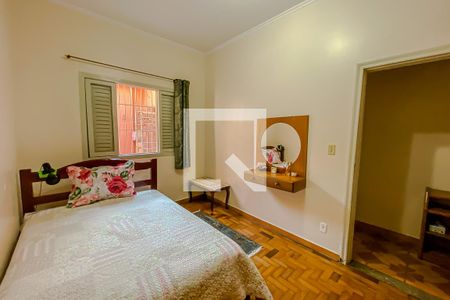 Quarto 2 de casa à venda com 3 quartos, 220m² em Vila Canero, São Paulo
