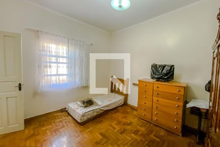 Quarto de casa à venda com 3 quartos, 220m² em Vila Canero, São Paulo