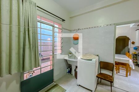 Casa à venda com 220m², 3 quartos e 4 vagasLavanderia