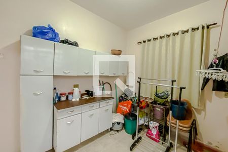 Casa à venda com 220m², 3 quartos e 4 vagasLavanderia