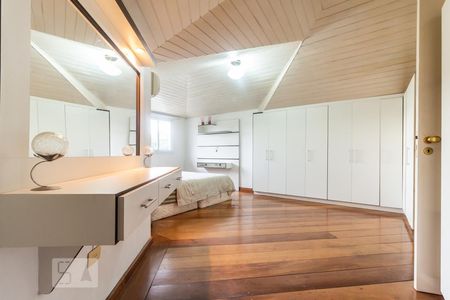 Casa de condomínio para alugar com 800m², 5 quartos e sem vagaSuíte 3