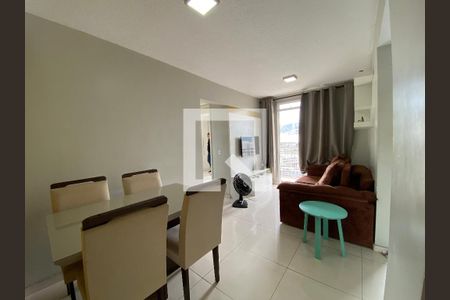 Apartamento à venda com 55m², 2 quartos e 1 vagaSala
