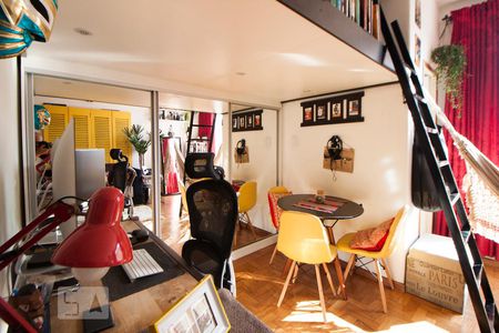 Studio à venda com 37m², 1 quarto e sem vaga Studio à venda com 37m², 1 quarto e sem vagaStudio