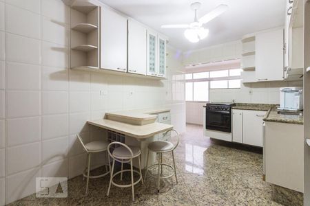 Apartamento à venda com 110m², 2 quartos e 1 vagaCozinha