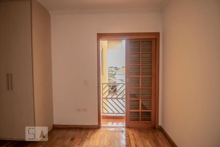 Casa para alugar com 256m², 5 quartos e 4 vagas Casa para alugar com 256m², 5 quartos e 4 vagasSuíte 2