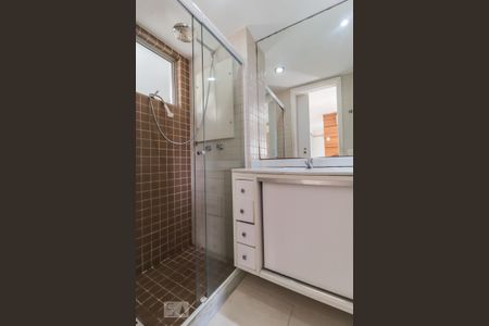Apartamento para alugar com 76m², 3 quartos e 1 vagaBanheiro Quarto 03 (Suíte)