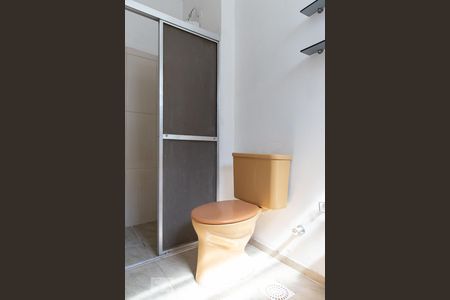 Apartamento para alugar com 71m², 2 quartos e sem vagaBanheiro