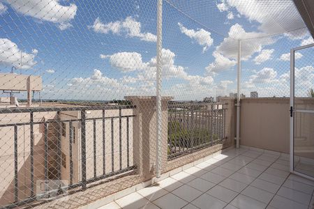 Apartamento à venda com 97m², 3 quartos e 1 vagaVaranda