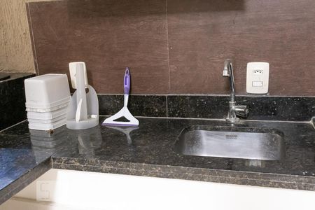 Casa de condomínio à venda com 310m², 4 quartos e 3 vagasDetalhe