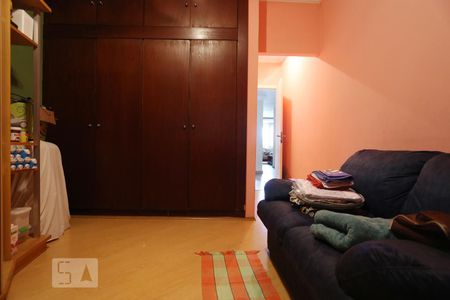 Casa para alugar com 380m², 4 quartos e 4 vagasSuíte