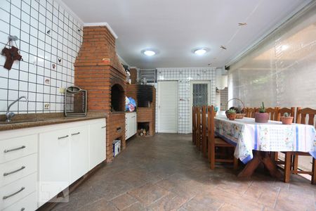 Casa para alugar com 380m², 4 quartos e 4 vagas Casa para alugar com 380m², 4 quartos e 4 vagasChurrasqueira