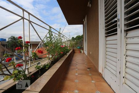 Casa para alugar com 380m², 4 quartos e 4 vagas Casa para alugar com 380m², 4 quartos e 4 vagasSacada da Suíte 02