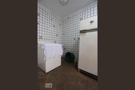 Casa para alugar com 380m², 4 quartos e 4 vagas Casa para alugar com 380m², 4 quartos e 4 vagasÁrea de Serviço