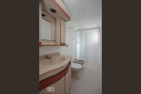 Banheiro de apartamento para alugar com 2 quartos, 90m² em Jardim Paulista, São Paulo