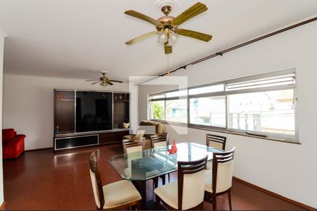 Sala de casa à venda com 5 quartos, 250m² em Vila Rosália, Guarulhos